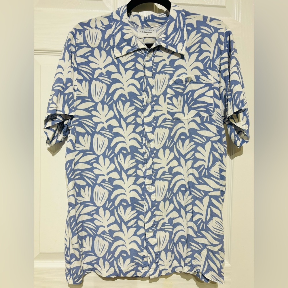 Allfenix  Australia. - Blue and White Patterned Men's Shirt